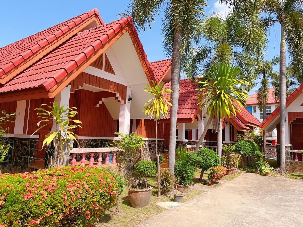 Bunraksa Resort カムペーンペット エクステリア 写真